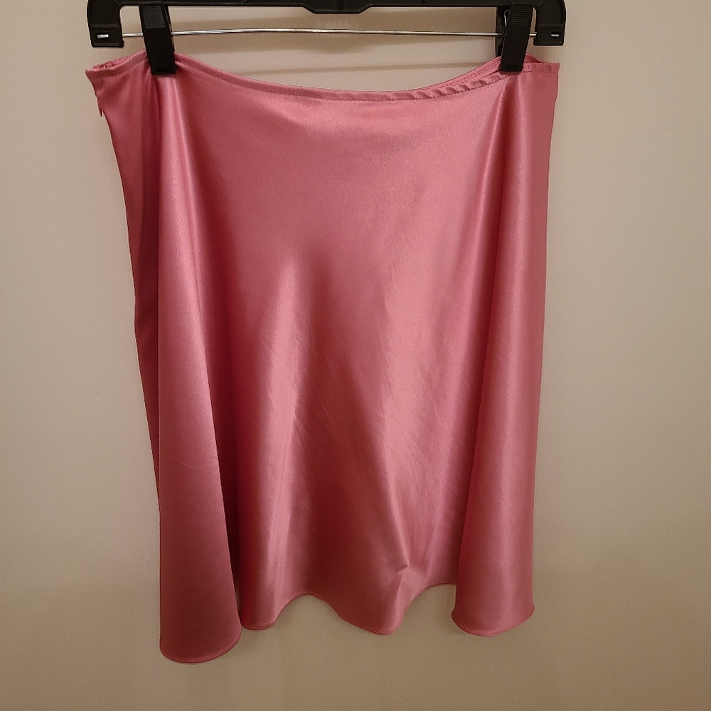 Pink Satin Skirt - Picture 5 of 7